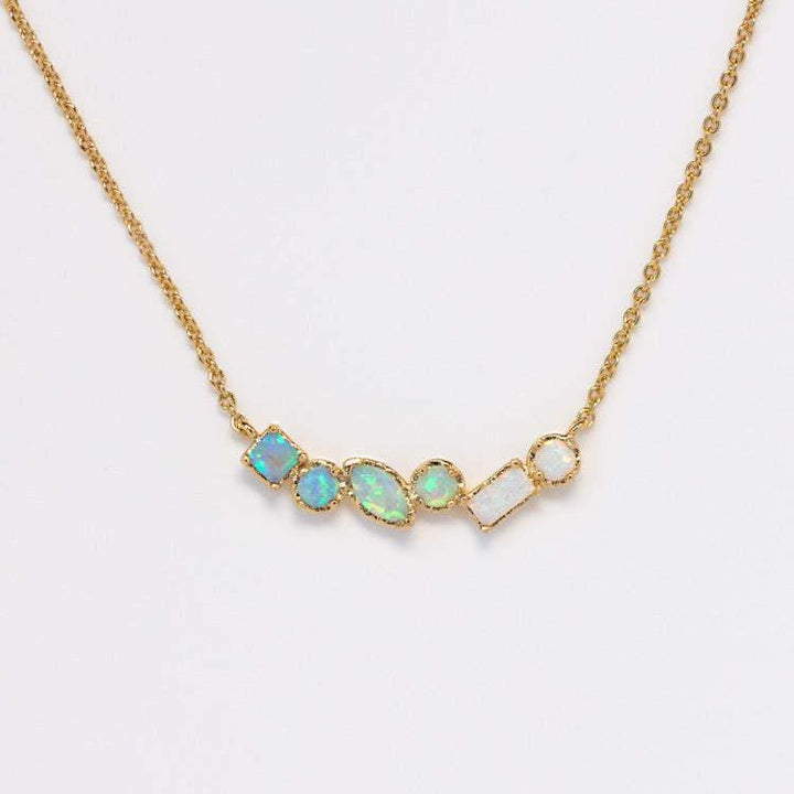 Collar de oro bañado en cobre con colgante de cuentas de piedra natal múltiple de Olivenorma