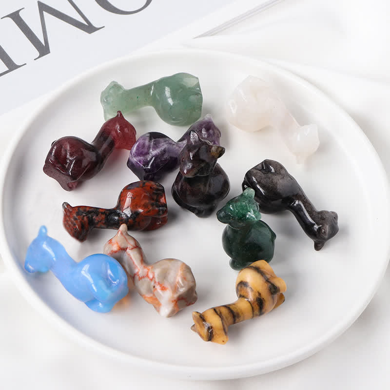 Decoración con piedras preciosas de alpaca tallada de Olivenorma