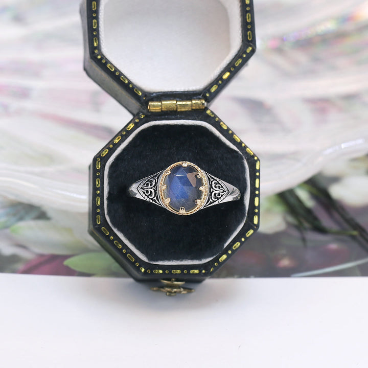 Anillo de plata de ley 925 con labradorita natural de Olivenorma