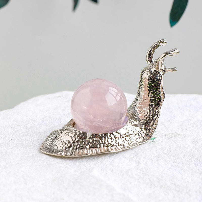 Soporte para bolas de cristal natural de Olivenorma, pequeño caracol decorativo con piedras preciosas