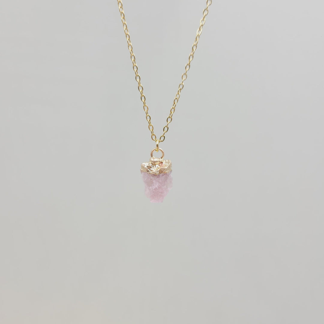 Collar de gemas de piedra cruda de cristal irregular de Olivenorma