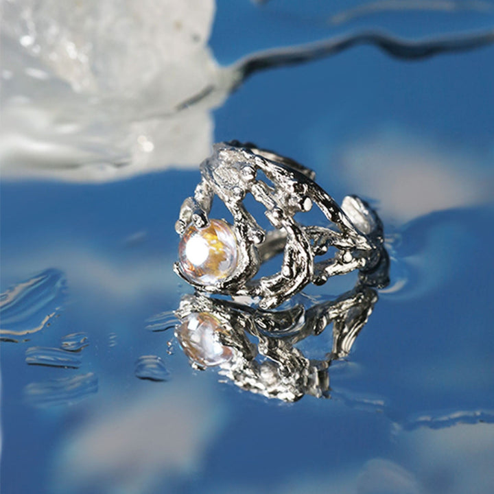 Anillo de piedra lunar con diseño de ramas irregulares de Olivenorma