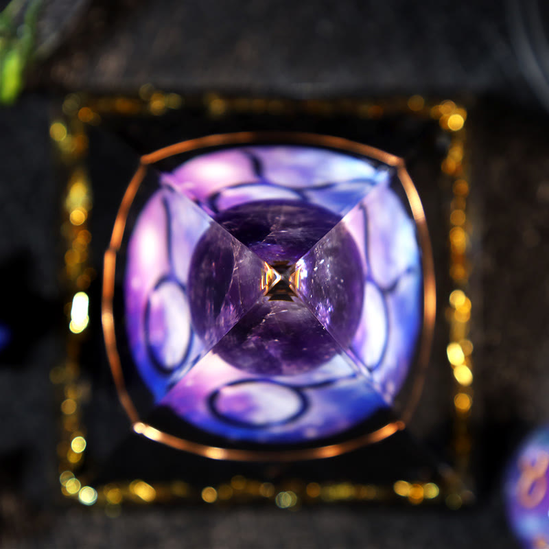 Pirámide de orgón de Tauro del zodíaco con grava de obsidiana y bola de amatista de Olivenorma 