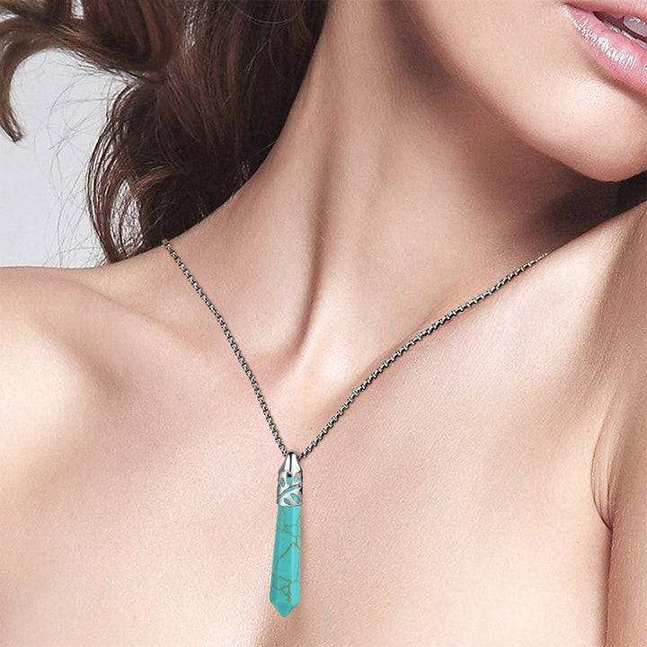 Collar de piedras preciosas protectoras con forma de bala de cristal