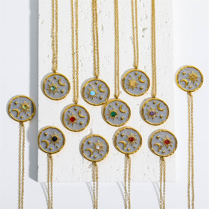 Collar con piedra natal de sol y luna "Día y noche" de Olivenorma