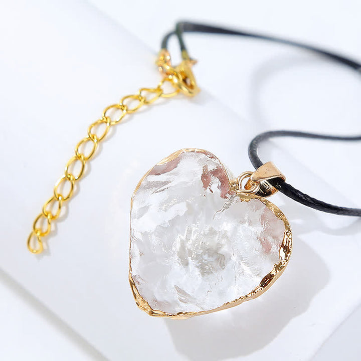 Collar de fluorita de cristal con forma de corazón creativo