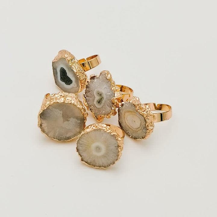 Anillo ajustable con piedras preciosas de girasol y cristal natural de Olivenorma 
