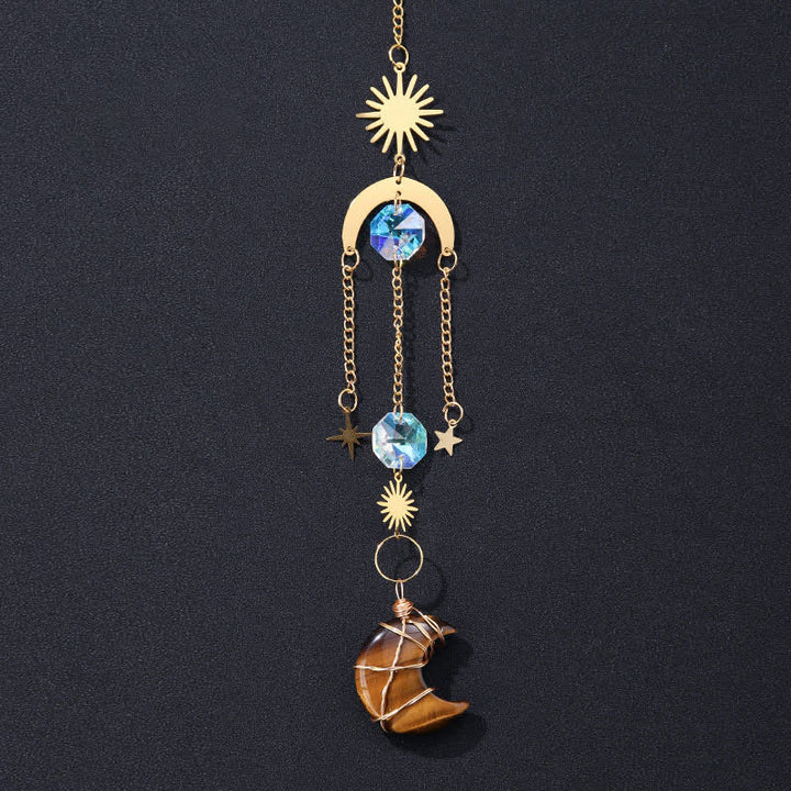Adorno de piedra preciosa hecho a mano con cristales de sol y luna.