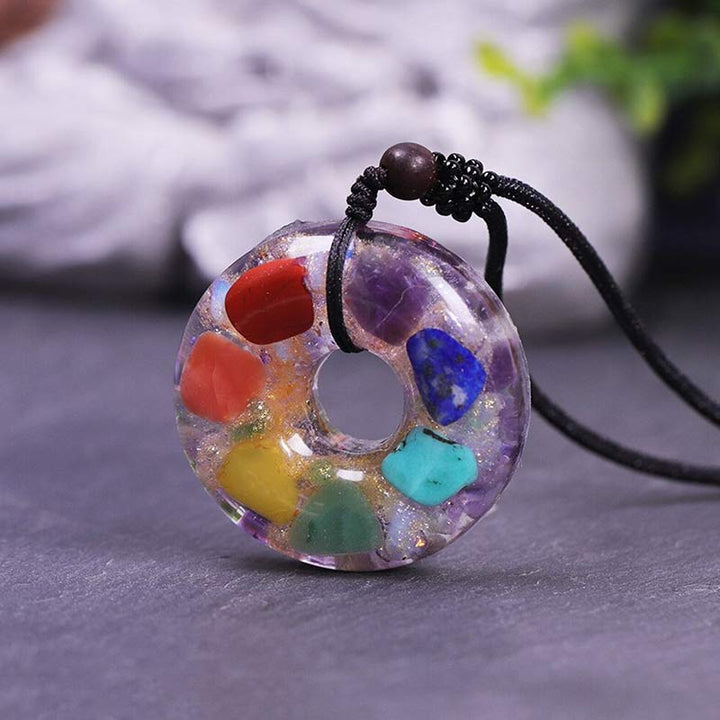 Pirámide orgónica de protección natural de los chakras