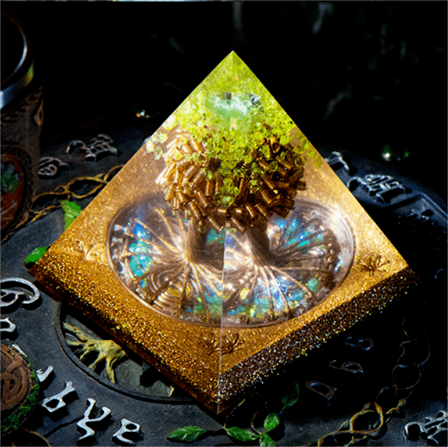 Pirámide de orgón de peridoto del árbol de la vida de Olivenorma