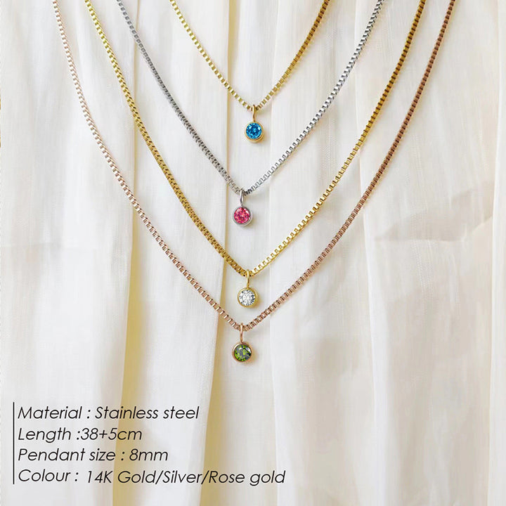 Collar de acero y titanio con circonitas y piedra natal de 8 mm de Olivenorma 