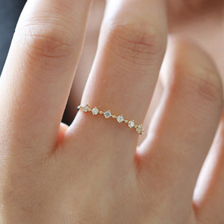 Anillo de plata de ley S925 con circonitas de Olivenorma