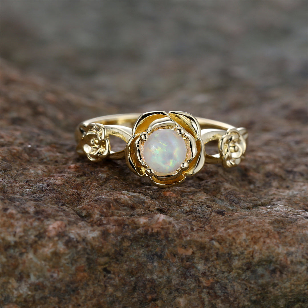 Anillo de ópalo exclusivo "Rosa del amor" de Olivenorma 