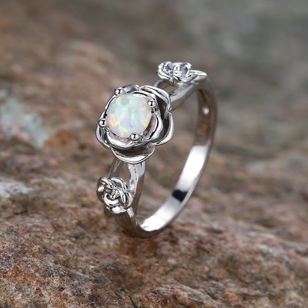 Anillo de ópalo exclusivo "Rosa del amor" de Olivenorma 