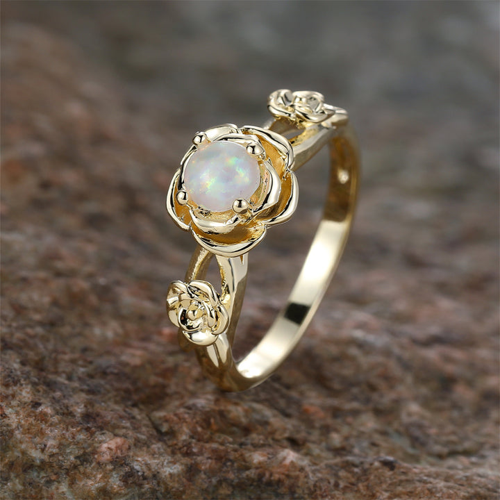 Anillo de ópalo exclusivo "Rosa del amor" de Olivenorma 