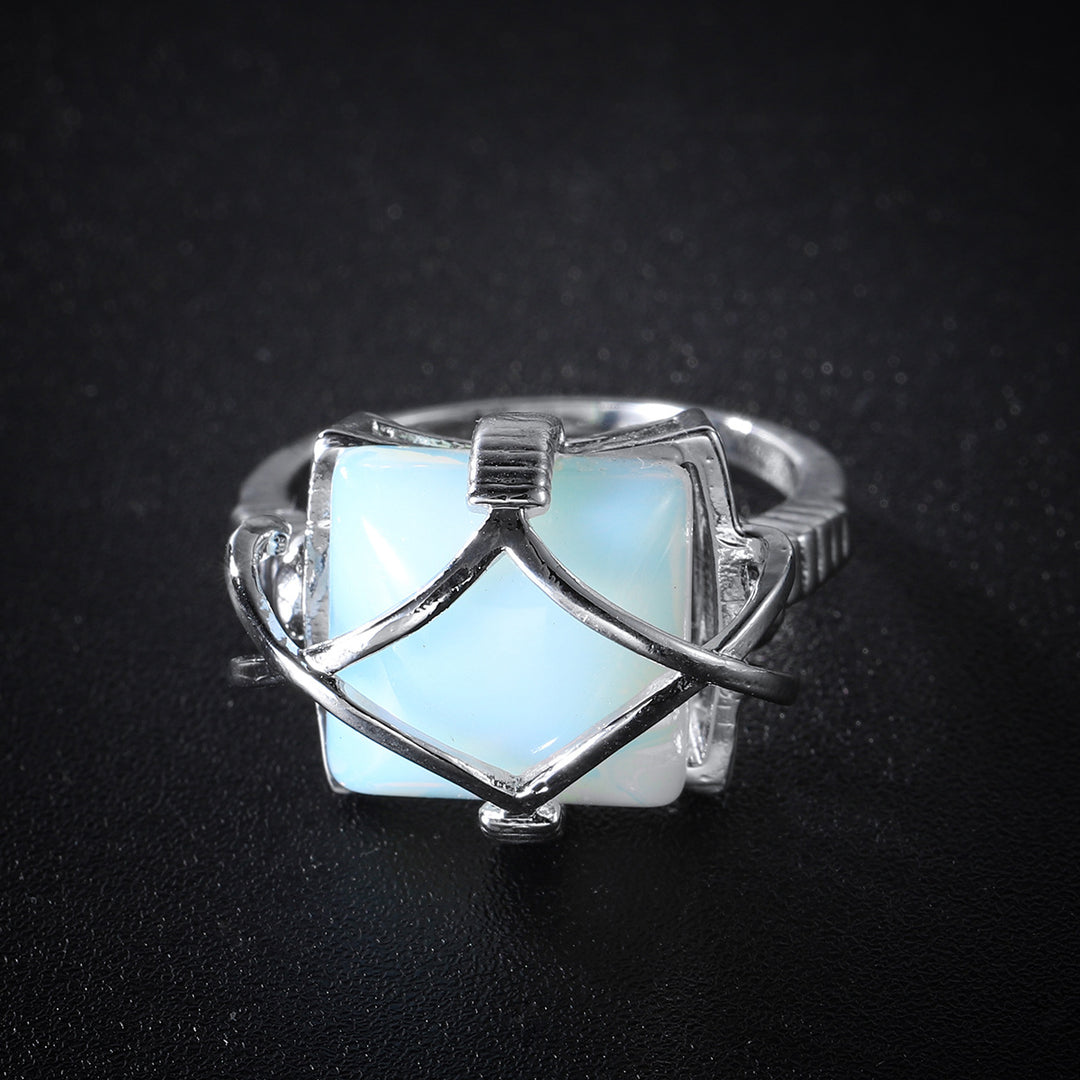 Anillo de compromiso de opalita blanca de Olivenorma