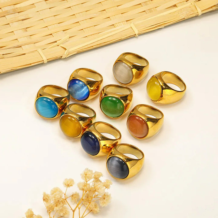 Anillo con piedra preciosa de ojo de gato grande de Olivenorma