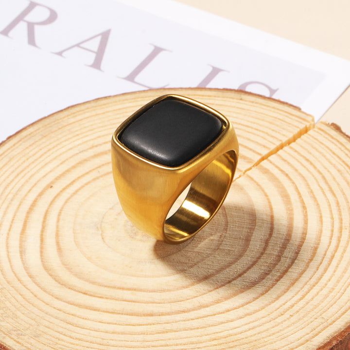 Anillo bañado en oro de 18 quilates con corte cuadrado de piedra natural Olivenorma