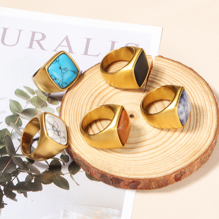 Anillo bañado en oro de 18 quilates con corte cuadrado de piedra natural Olivenorma