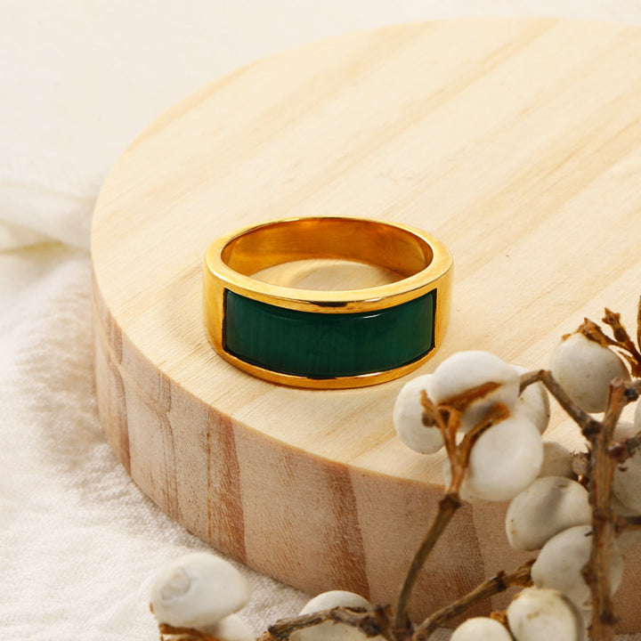 Anillo con piedra de ojo de gato verde de Olivenorma