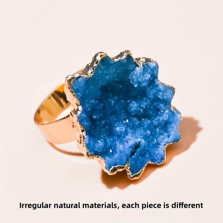 Anillo con forma de flor de sol en rodajas de cristal irregular natural de Olivenorma