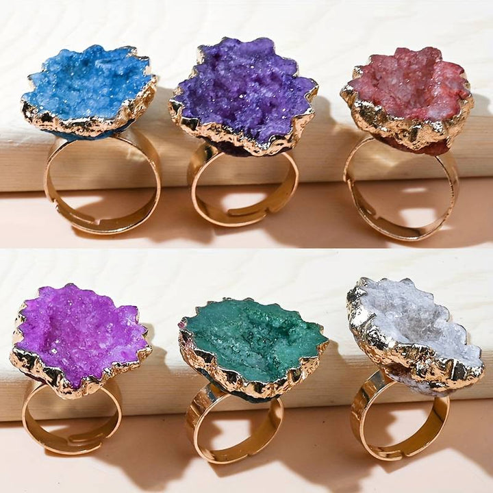 Anillo con forma de flor de sol en rodajas de cristal irregular natural de Olivenorma
