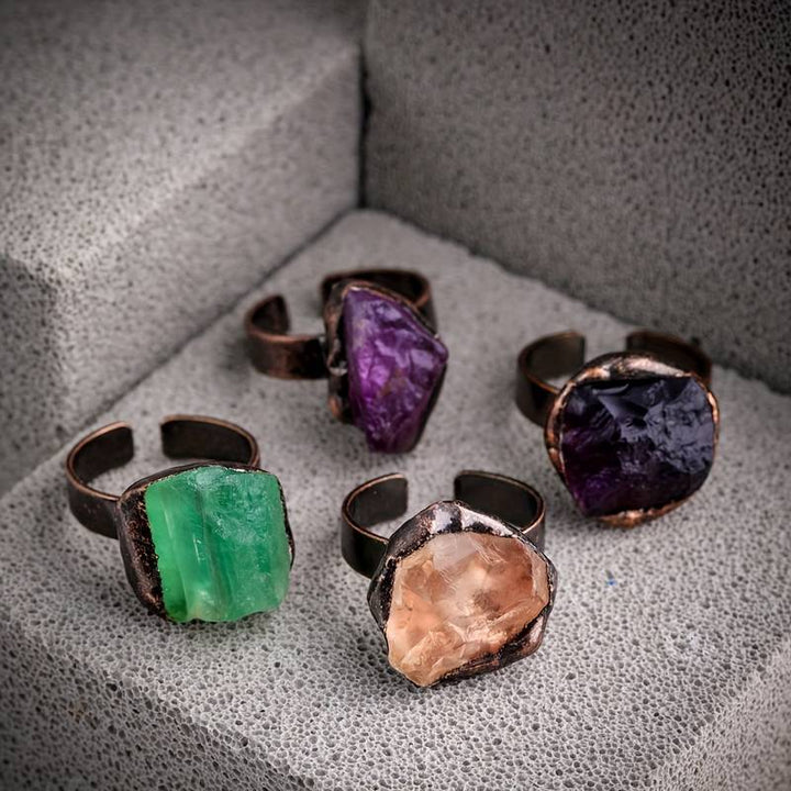 Anillo ajustable irregular de piedra cruda natural de Olivenorma , 1 pieza