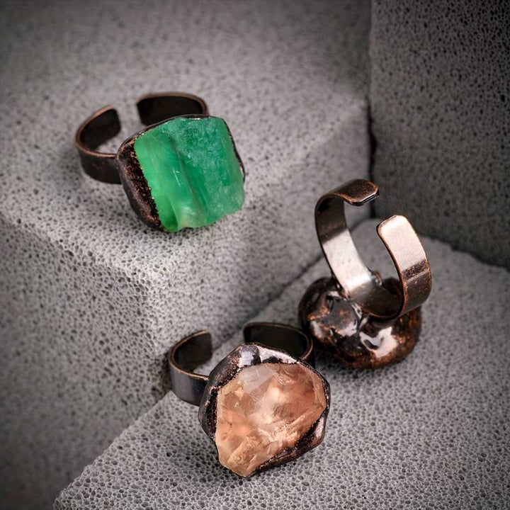 Anillo ajustable irregular de piedra cruda natural de Olivenorma , 1 pieza