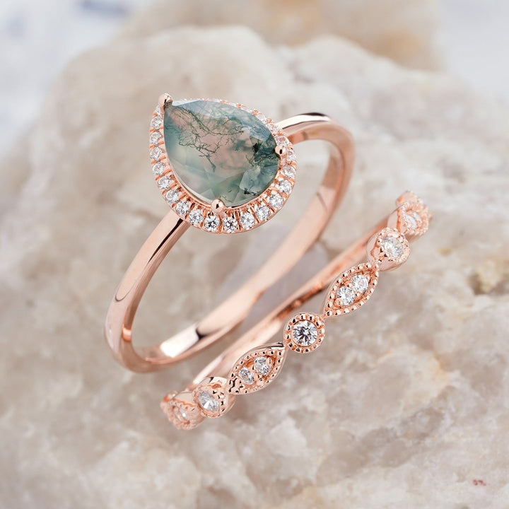 Anillo de compromiso Olivenorma de ágata musgosa con corte de pera