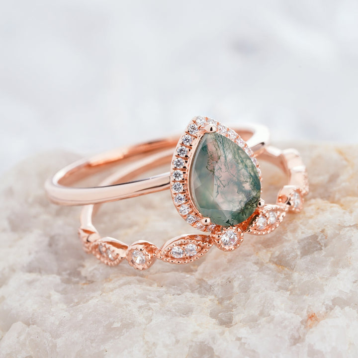 Anillo de compromiso Olivenorma de ágata musgosa con corte de pera