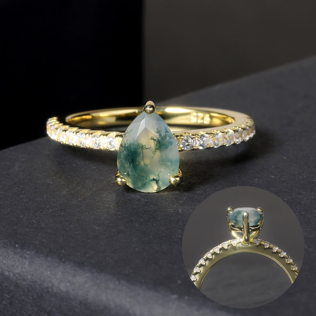 Anillo de circonita blanca con incrustaciones de ágata musgosa en forma de gota de Olivenorma