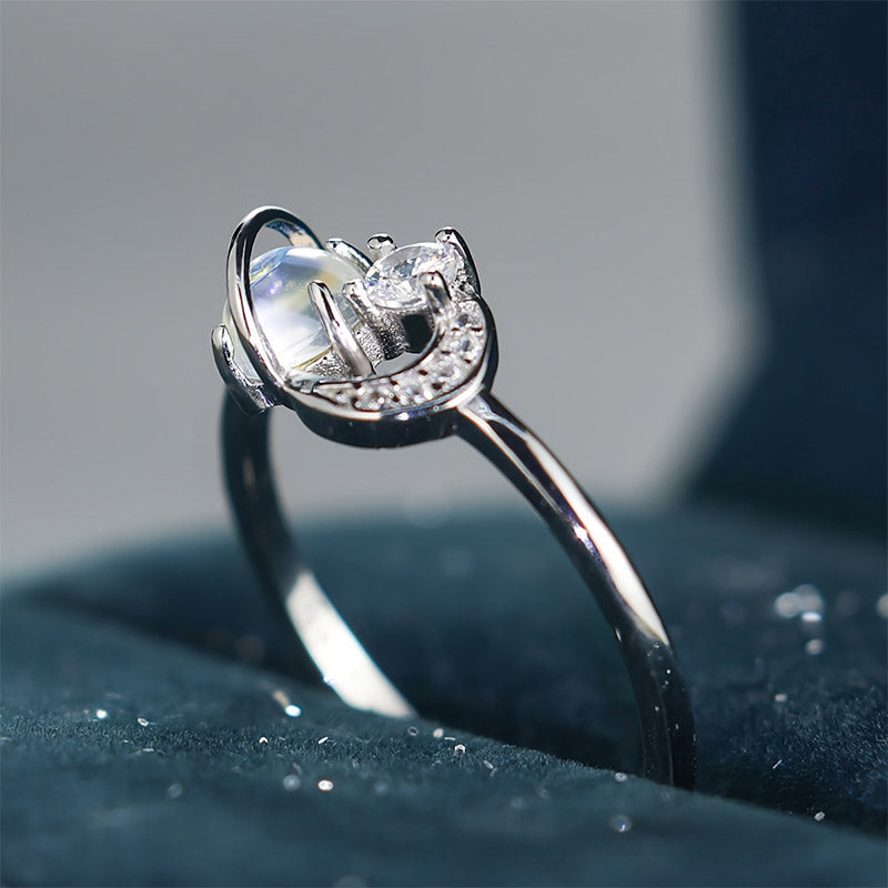 Anillo de piedra lunar con luna y planetas de Olivenorma "The Pure Break" 