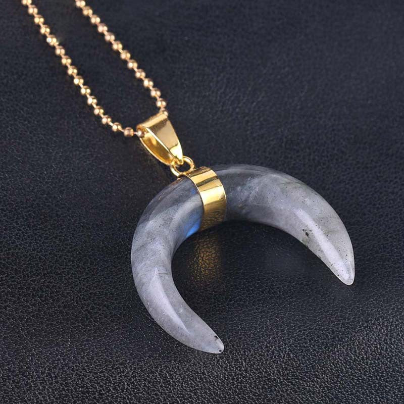 Collar de luna creciente con piedras preciosas de Olivenorma