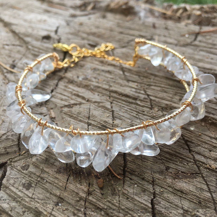 Pulsera con borlas y cuentas de grava de piedras preciosas naturales irregulares de Olivenorma