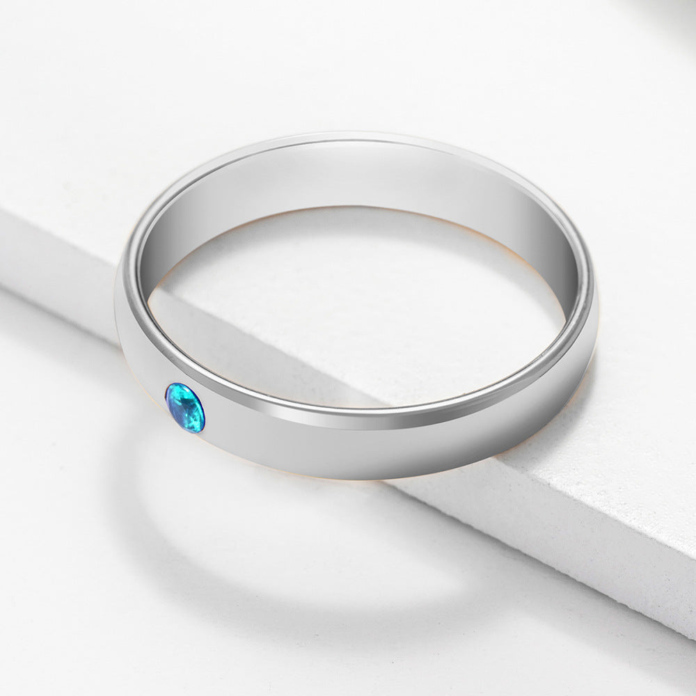Anillo sencillo con piedra natal de Olivenorma Anillo grabado