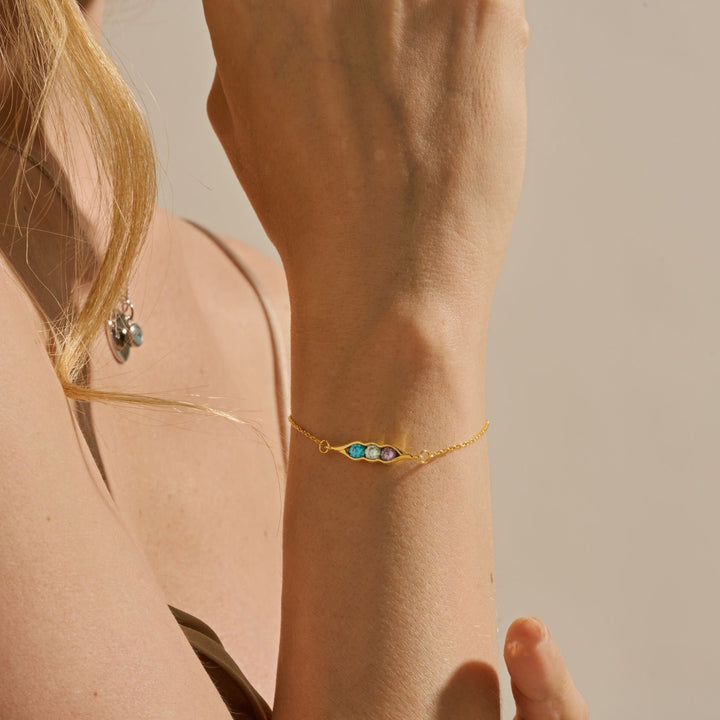 Pulsera con clip de guisante de amatista, circonita blanca y aguamarina de Olivenorma 
