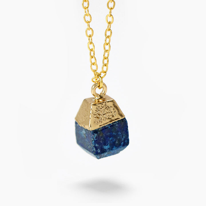 Collar de estilo dulce con piedra áspera de corte cuadrado de Olivenorma