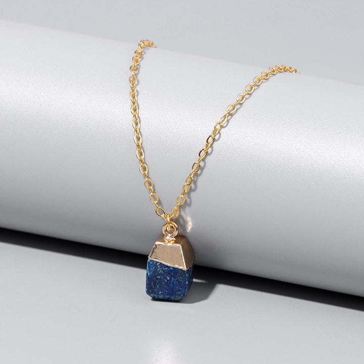 Collar de estilo dulce con piedra áspera de corte cuadrado de Olivenorma
