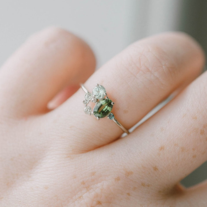 Olivenorma "El sol de la mañana": anillo de peridoto natural con circón