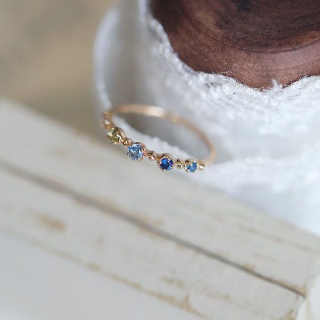 Anillo ajustable con topacio azul "Summer Lake" de Olivenorma 