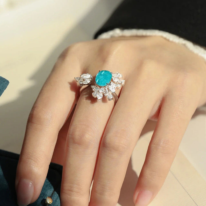 Anillo ajustable con decoración de hojas de turmalina Paraiba de Olivenorma