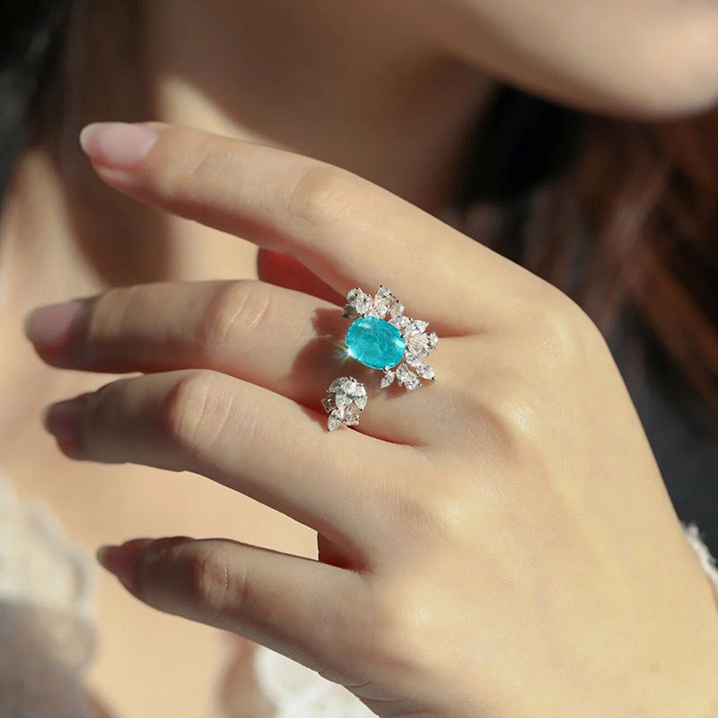 Anillo ajustable con decoración de hojas de turmalina Paraiba de Olivenorma