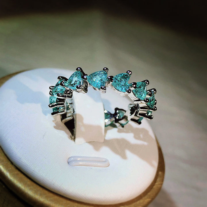 Anillo en forma de corazón con turmalina Paraiba de Olivenorma