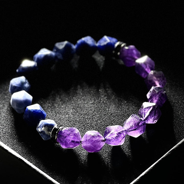Pulsera de cuentas de amatista y sodalita azul con facetas geométricas para hombre de Olivenorma