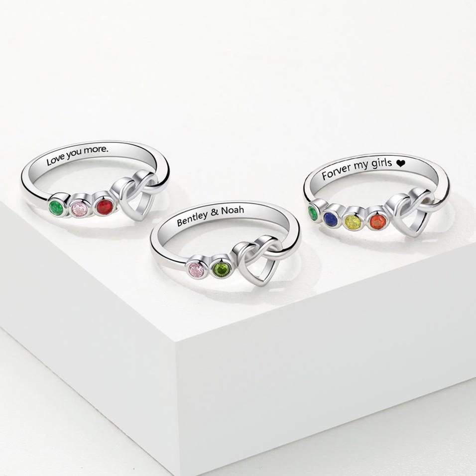 Anillo con piedra natal grabada en forma de corazón de Olivenorma Corbatas Personalizadas