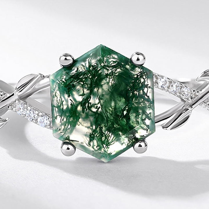 Anillo con diseño entrelazado de enredadera de árbol de ágata musgosa de Olivenorma