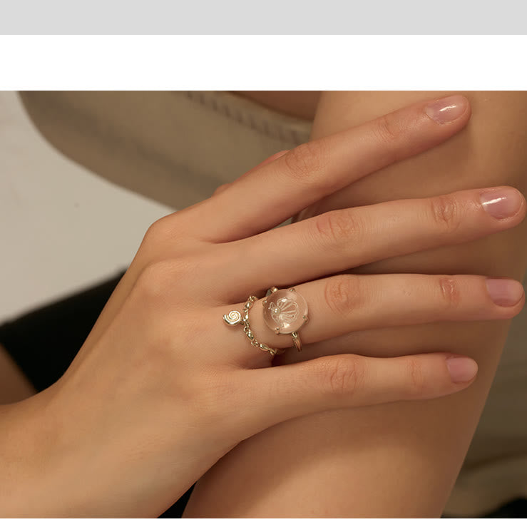 Anillo con diseño de concha de perla de cristal transparente de Olivenorma