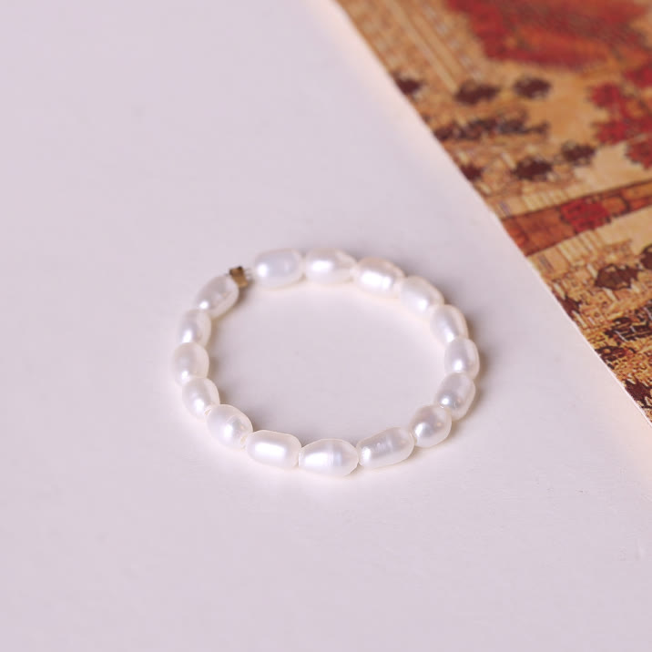 Anillo de perlas de agua dulce extrafinas de 2 mm de Olivenorma 