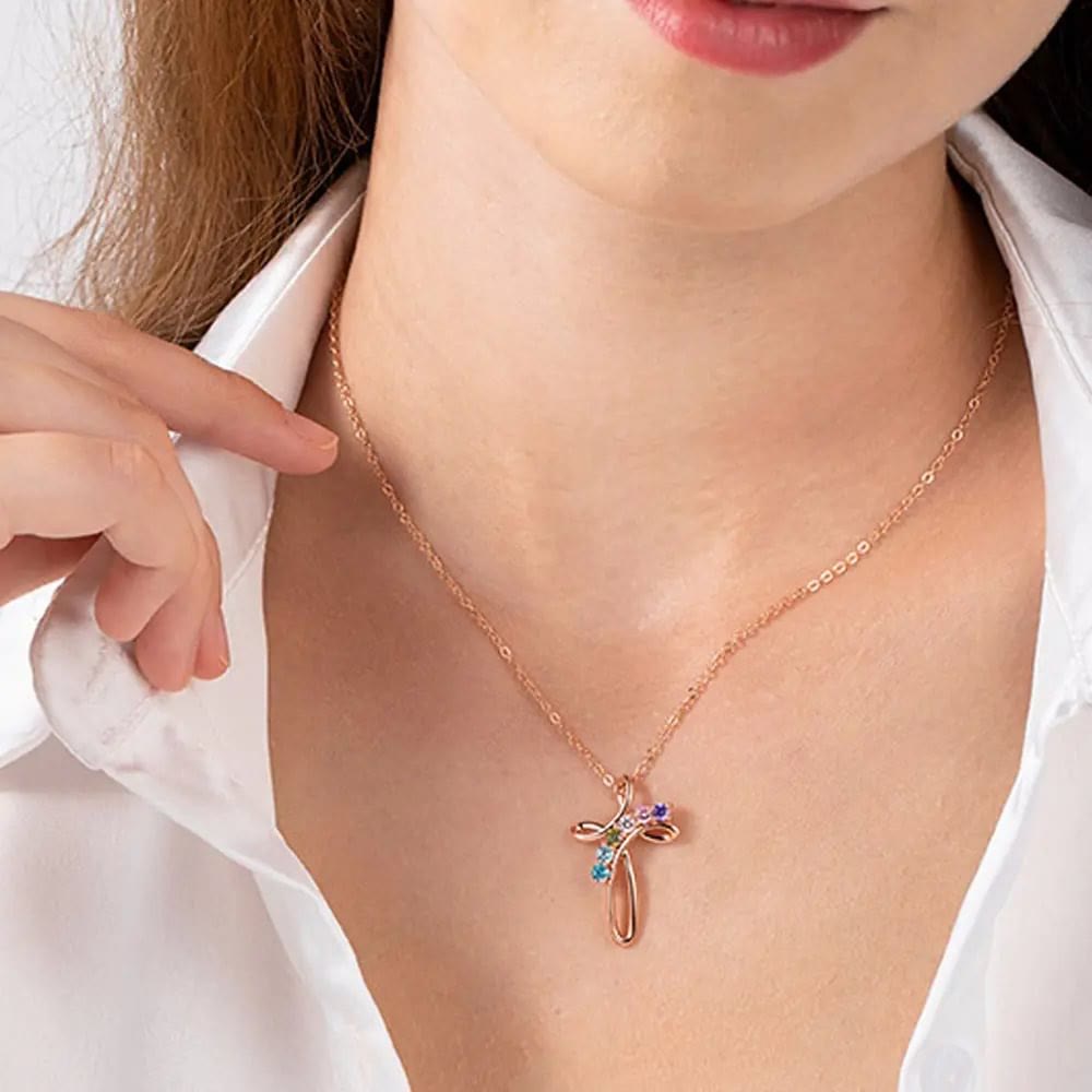 Collar con colgante de cruz con piedras natales del 1 al 7 personalizado de Olivenorma