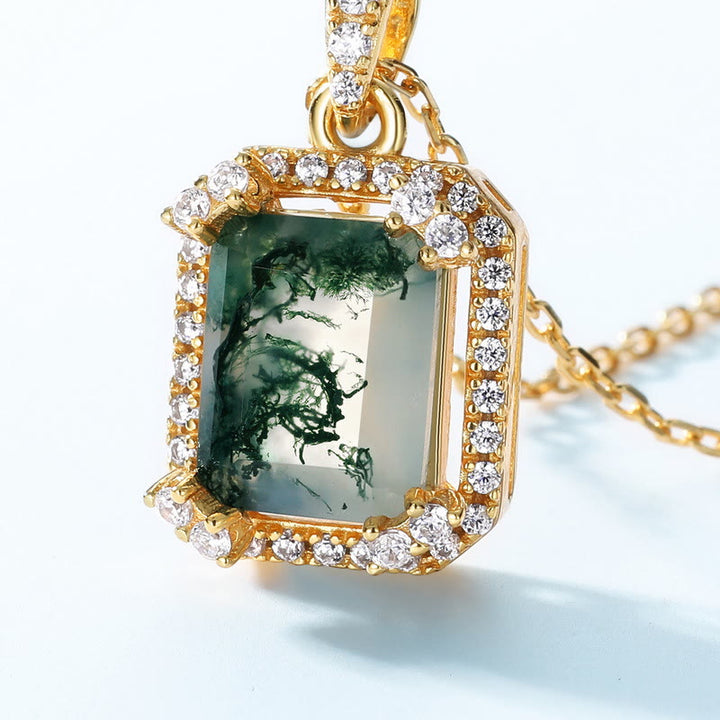 Collar de ágata musgosa cuadrada con circonitas blancas de Olivenorma